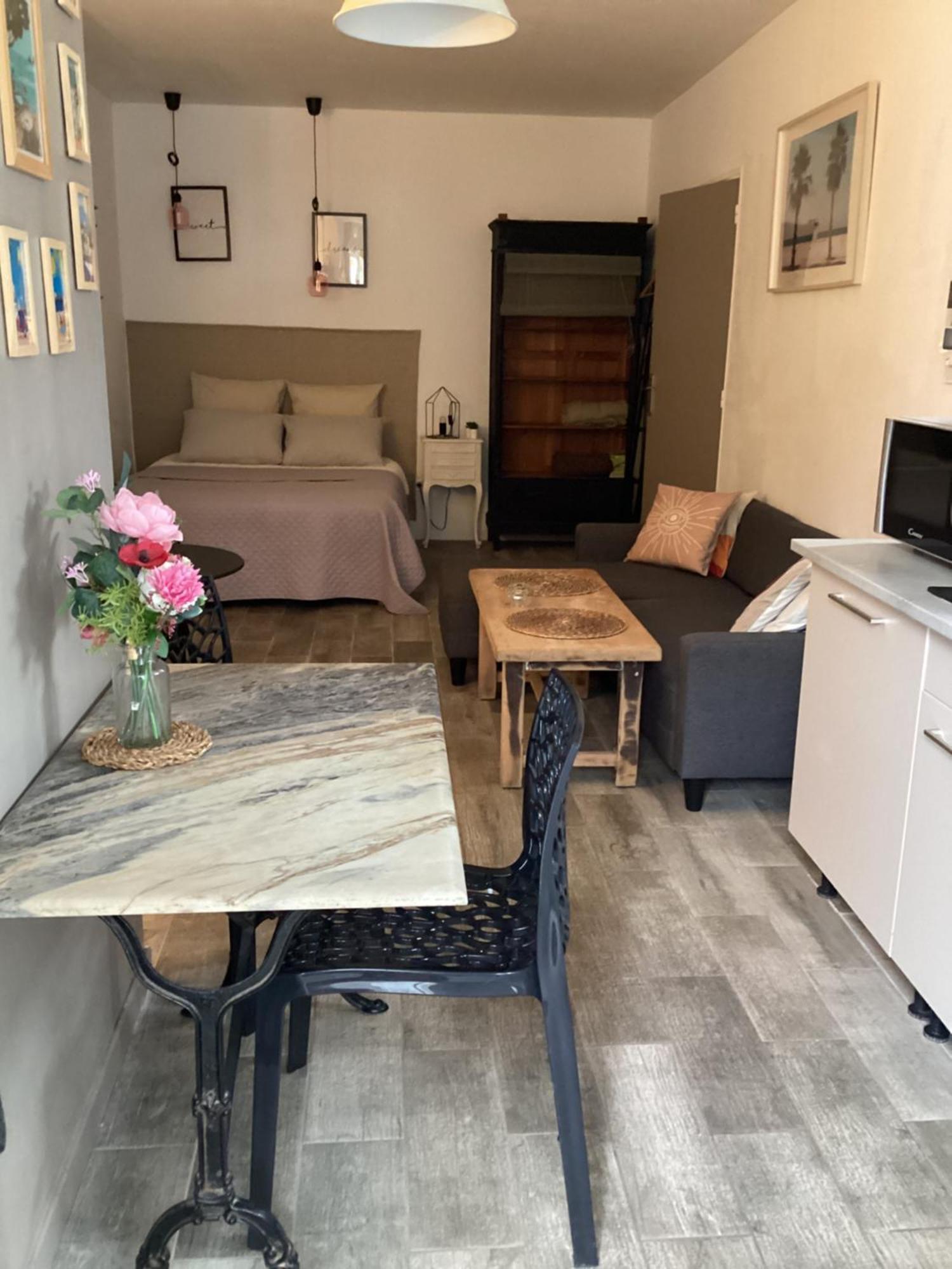 L'Appartement De Gaston 레 사블레트 외부 사진